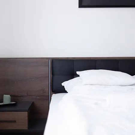 Smart Square With Free Parking Apartment