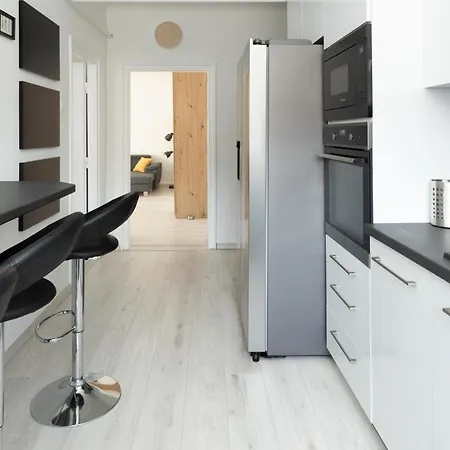 Apartment Smart Square With Free Parking